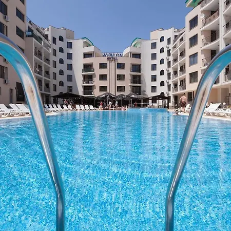 ❤ 1 Bedroom W Kitchen & Pool View ❤vd❤ Apartment *