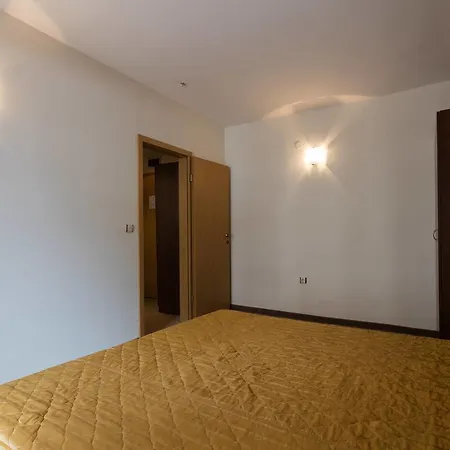 ❤ 1 Bedroom W Kitchen & Pool View ❤vd❤ *